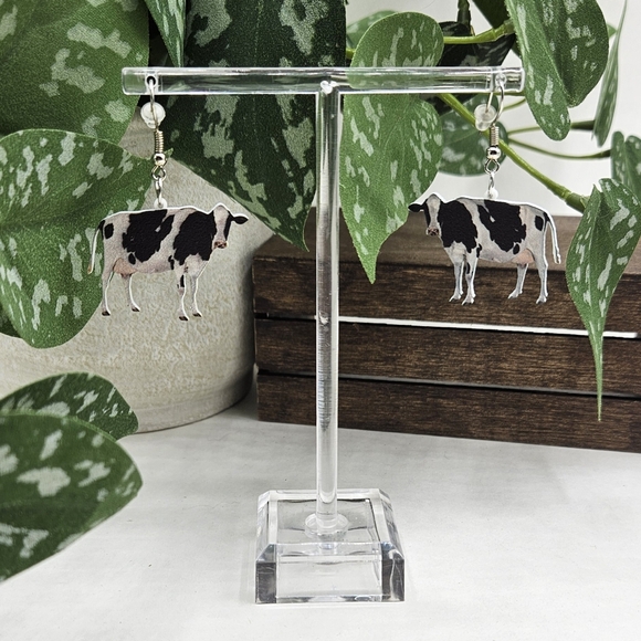 Black white moo cow acrylic dangle earrings Cute Chic Dairy Cattle Animal Drop H - Picture 2 of 8